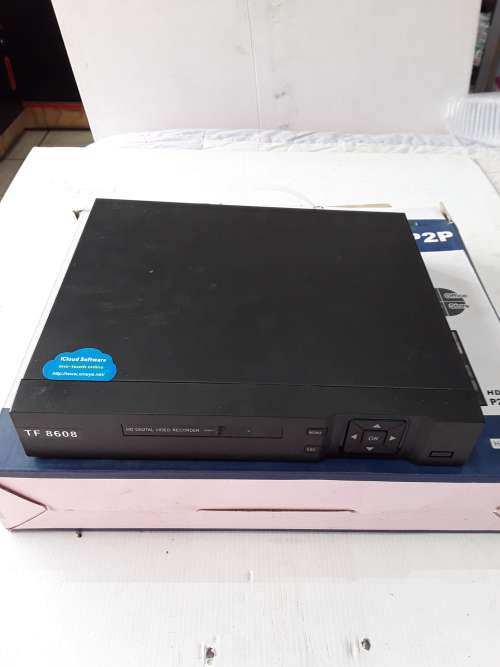 8 CHANNELS AHD DVR INCL.POWER SUPPLY, REMOTE AND MOUSE