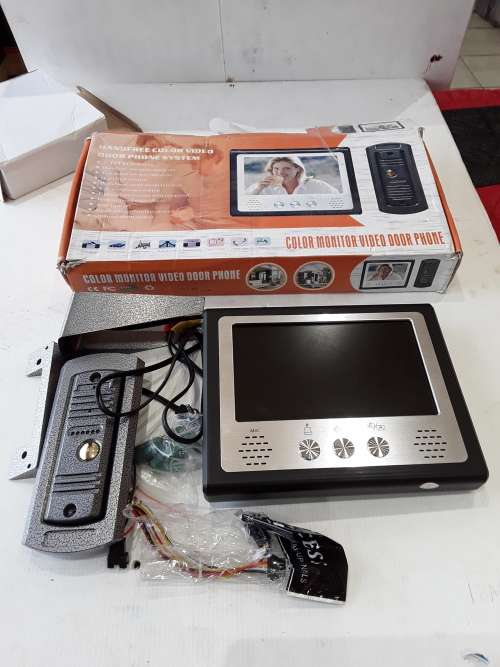 COLOR MONITOR VIDEO DOOR PHONE(HANDSFREE)NIGHT VISION ,ETC....7"TFT ,LCD MONITOR