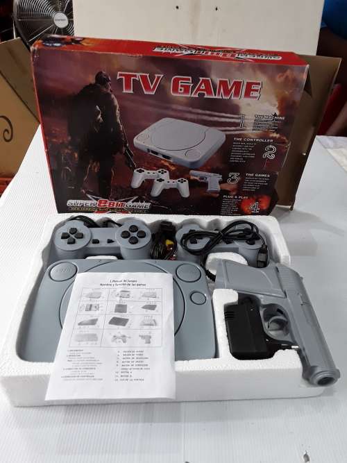 9999999 IN ONE BUILT IN SUPER 8 BIT TV GAME