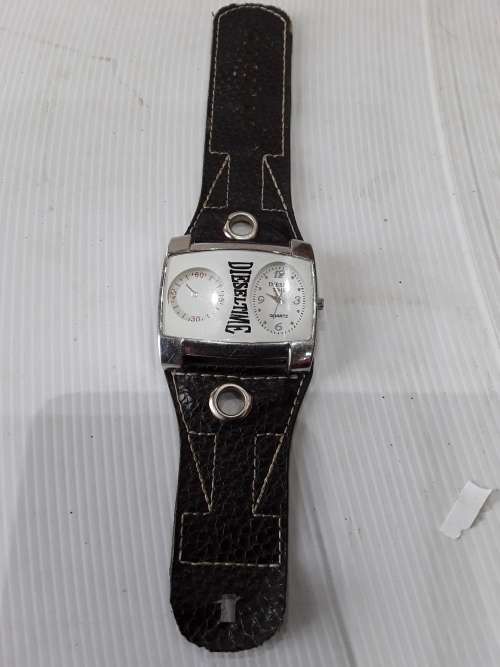 MENS DIESEL WATCH(DIESEL TIME)