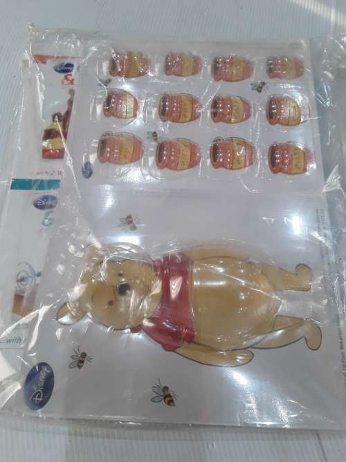 DISNEY CAKE AND SWEETS INCL.RECIPE BOOK AND MOULDS