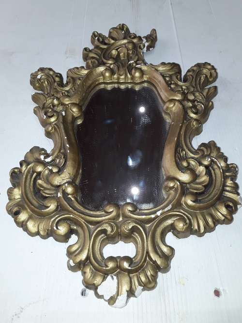 VINTAGE MIRROR(EDGING NEEDS SOME RESTORATION)
