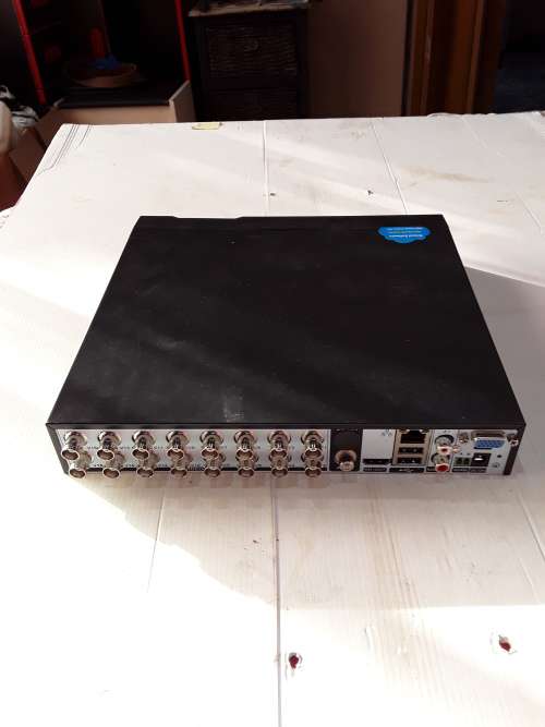 16 CHANNELS FULL HD AHD 1080P,5MP DVR INCL.POWER SUPPLY,REMOTE AND MOUSE (MOBILE VIEWING)