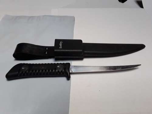 COLLECTORS BERKLEY HUNTERS KNIFE INCL.CASE(TAIWAN)