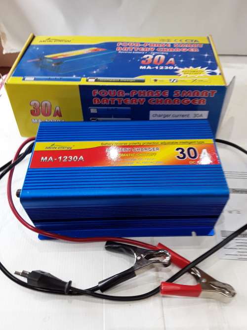 4 PHASE SMART BATTERY CHARGER(30A)
