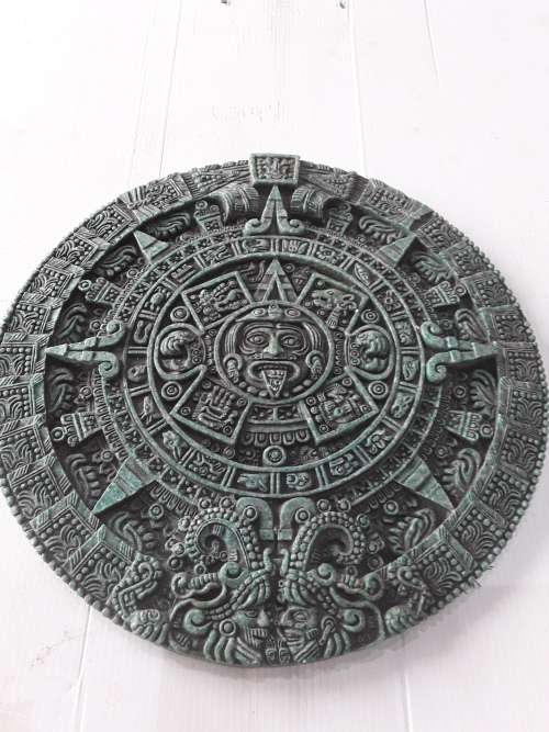 GREEN STONE AZYTEC MAYAN SUN CALENDAR(WALL HANGING)