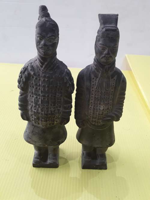 2 X VINTAGE TERRECOTTA WAR FIGURES(ONE BID)