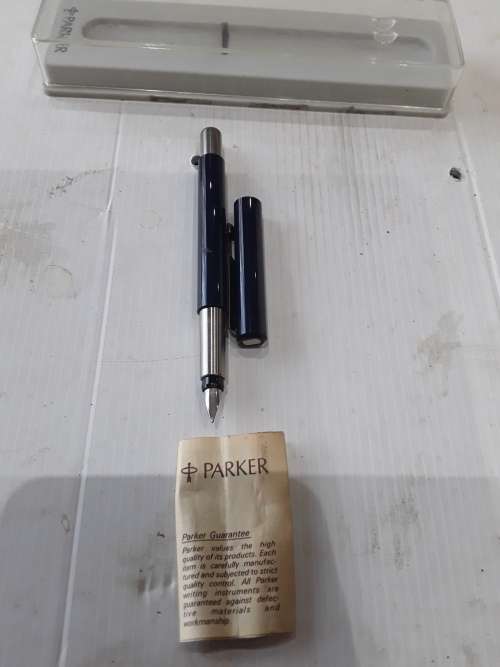 VINTAGE PARKER FOUNTAIN PEN(UNUSED)