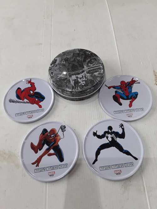 SET OF METAL SPIDERMAN COASTERS INCL.MARVEL CASE
