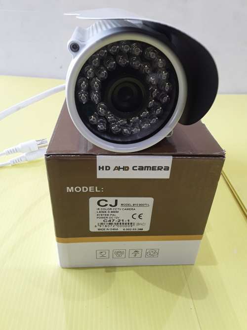900TVL IR COLOR CCTV CAMERA INCL.BRACKET