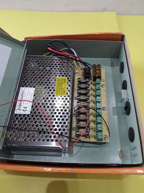 12VDC,9 OUTPUT SWITCH MODE CCTV POWER SUPPLY