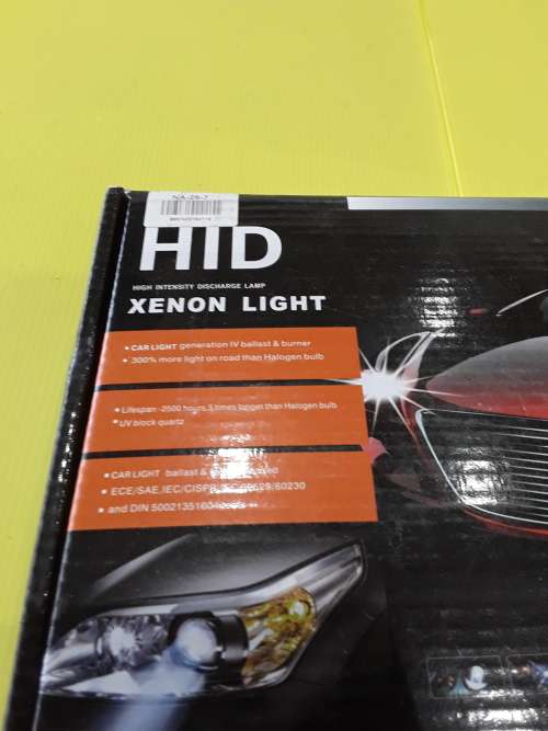HID XENON LIGHT(H7)LIFESPAN OF 2500 HOURS