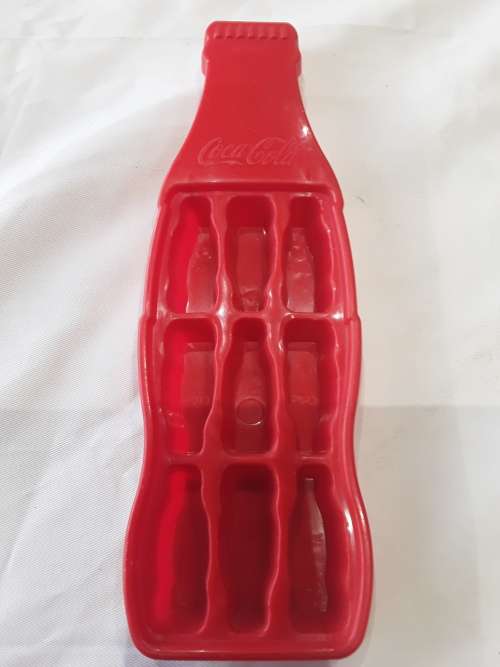 COCA-COLA ICE CUBE MOULDS(CUBES FORMS AS A MINIATURE COKE BOTTLE)