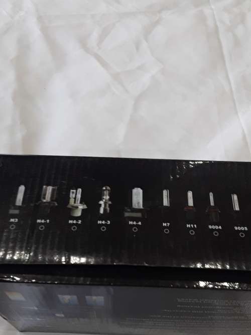 HID XENON LIGHTS(2500 HOURS LIFE SPAN)H4-3