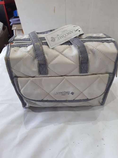 LANCOME PARIS MAKE UP BAG(UNUSED)
