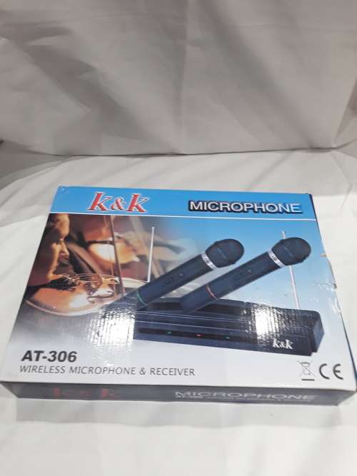 WIRELESS MICROPHONE & RECEIVER