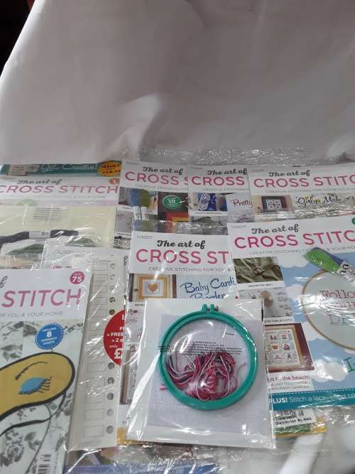 9 ISSUES OF CROSSTITCH PATTERNS INCL.CANVAS,COTTON HOOP ETC(36 PIECES)