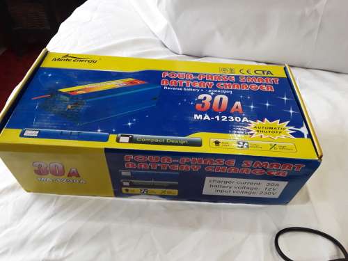 FOUR PHASE,30 AMPS BATTERY CHARGER ( AUTOMATIC SHUT-OFF)
