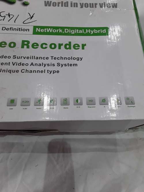 16 CHANNELS DVR INCL.POWER SUPPLY,REMOTE AND MOUSE