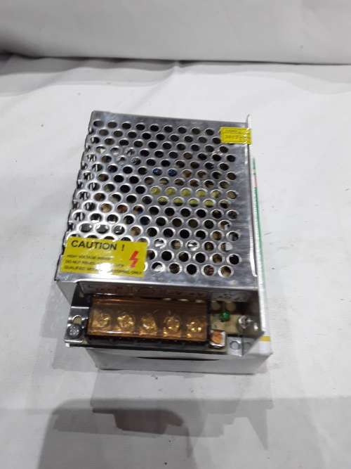 12 V,5 AMPS CCTV POWER SUPPLY
