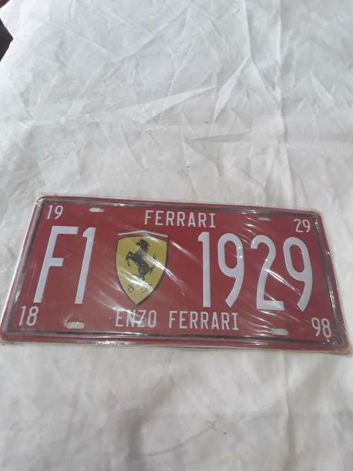 FERRARI METAL SIGN( 30 x 16cm)