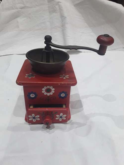 VINTAGE WOODEN COFFEE GRINDER WITH DRAWER