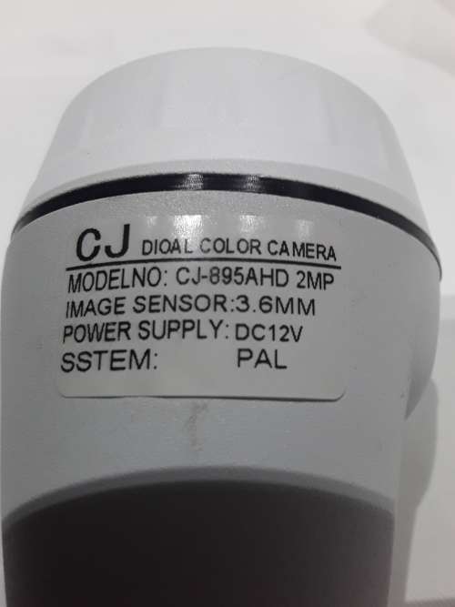 2 x AHD COLOR CAMERAS (1 X 2MP& 1 X 4MP)ONE BID FOR BOTH