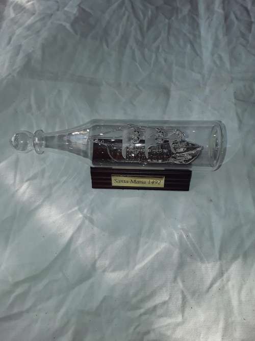 CRYSTAL SHIP IN A BOTTLE(SANTA MARIA 1492)MINT CONDITION