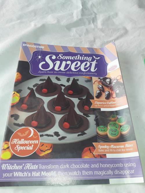 6 PIECE SOMETHING SWEET HALLOWEEN SPECIAL