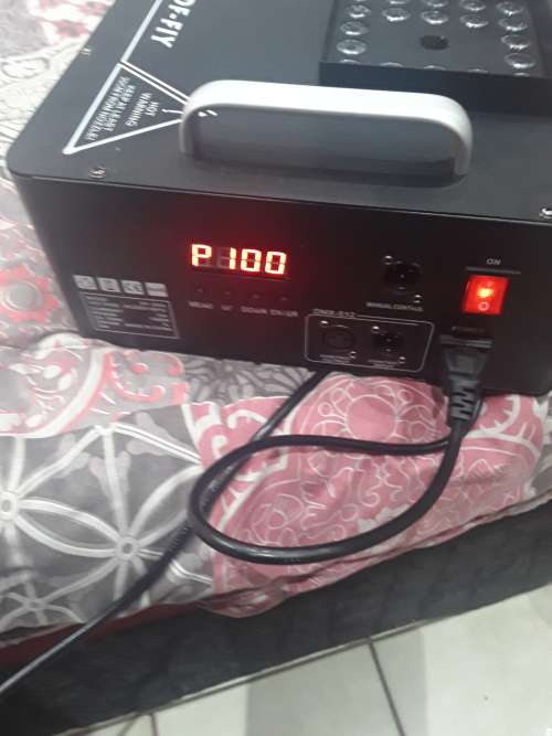 DF-FIY LIGHT UP REMOTE CONTROLLED FOG MACHINE