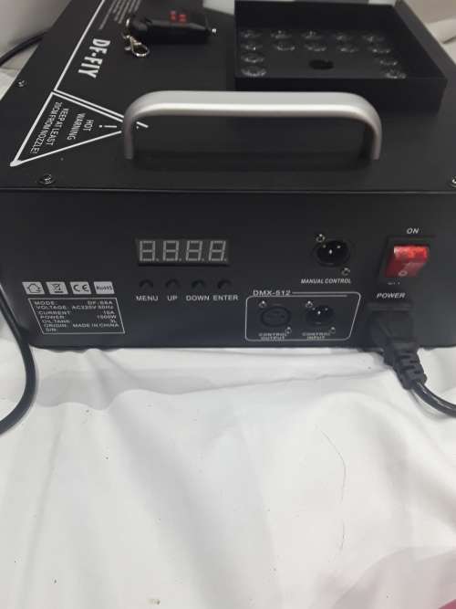 DF-FIY LIGHT UP REMOTE CONTROLLED FOG MACHINE