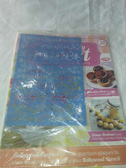 SOMETHING SWEET BOLLYWOOD STENCIL MOULD INCL.RECIPE MAGAZINE (ISSUE 38)