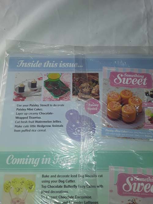 SOMETHING SWEET PAISLEY STENCIL INCL.RECIPE MAGAZINE ( ISSUE 88)