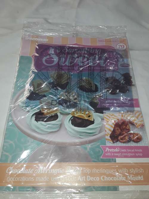 SOMETHING SWEET ART DECO CHOCOLATE MOULD INCL.RECIPE MAGAZINE ( ISSUE 79)