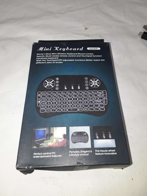 WORLDS MOST MINI WIRELESS KEYBOARD AND MOUSE COMBO