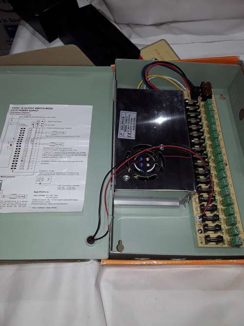 12 VDC,18 OUTPUT SWITCH MODE CCTV POWER SUPPLY