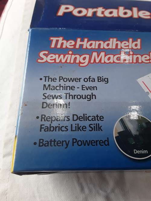 HANDHELD SEWING MACHINE WITH FREE BOBBINS