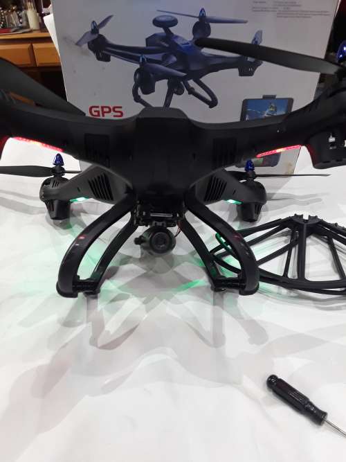 REMOTE CONTROLLED GPS FOLLOWER WIFI QUADCOPTER