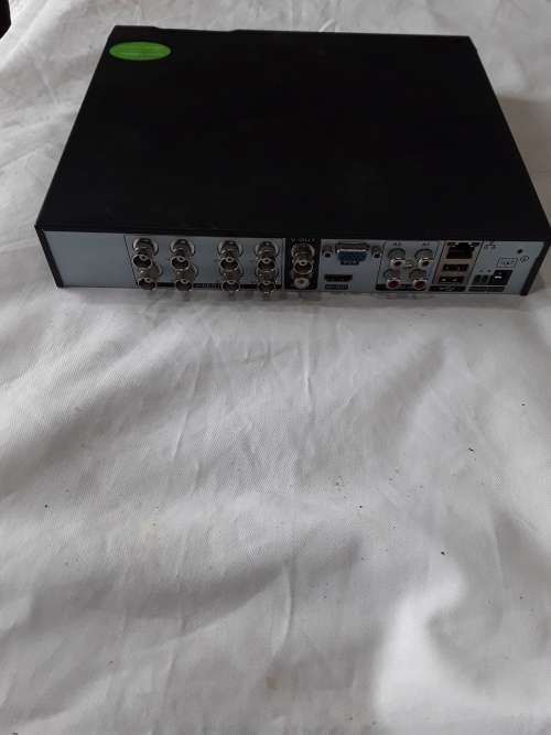 8 CHANNELS AHD DVR,INCL.POWER SUPPLY, REMOTE AND MOUSE