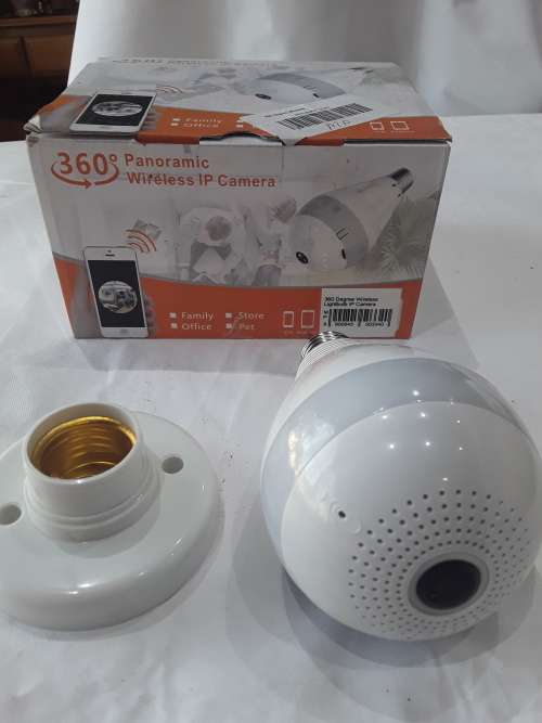 360 DEGREES PANAROMIC WIRELESS LIGHTBULB IP CAMERA