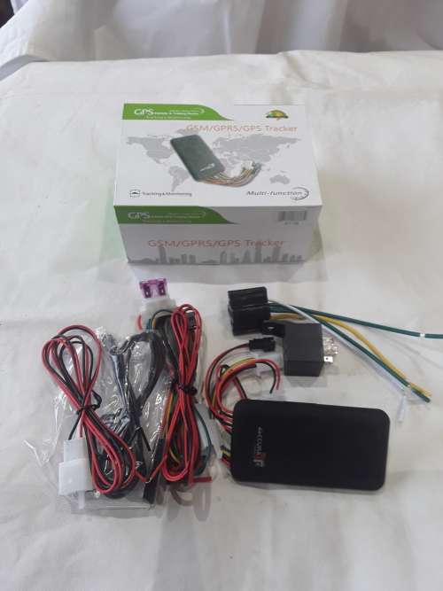 GPS VEHICLE TRACKING DEVICE (TRACKING AND MONITORING)IMMEDIATE DELIVERY