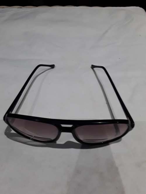 R.O.C TAIWAN SUNGLASSES 225 (MINT CONDITION)IMMEDIATE DELIVERY