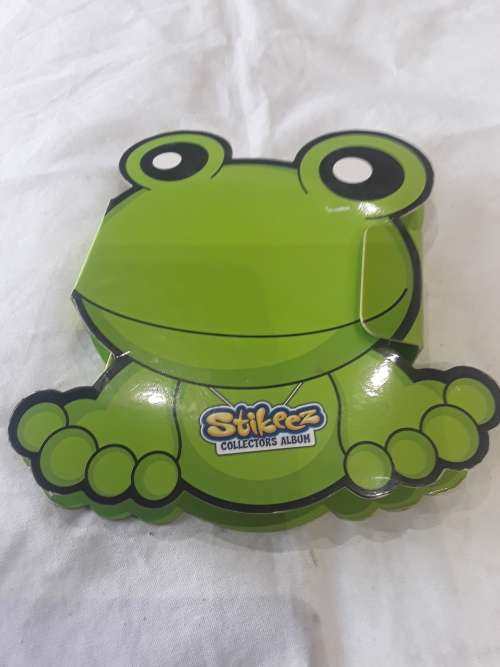 COMPLETE SET STIKEEZ WITH ALBUM