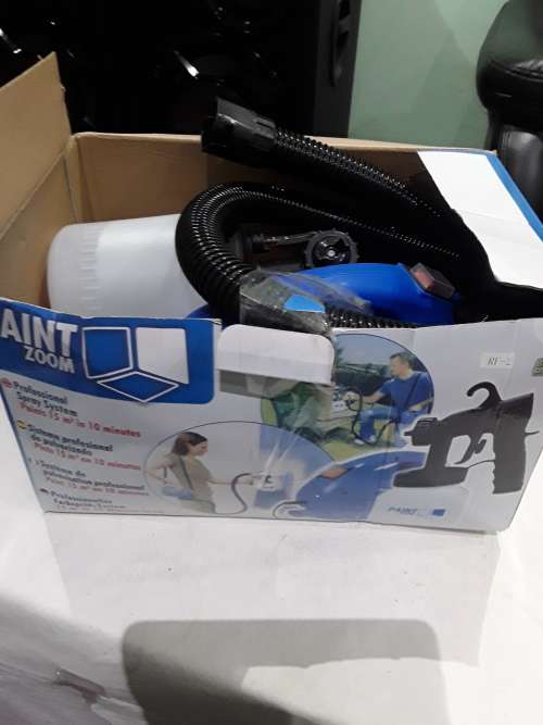 PAINT ZOOM(PAINTS 15m SQUARE IN 10 MINS)