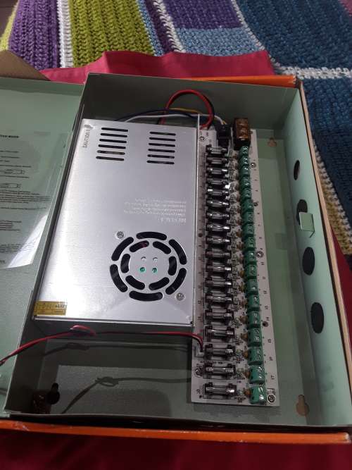 12VDC,I8 OUTPUT SWITCH MODE CCTV POWER SUPPLY