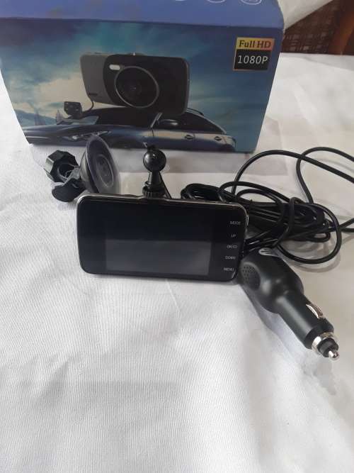 FULL HD CAR DASH CAMERA