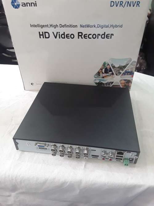 8 CHANNELS AHD DVR/NVR ,INCL.POWER SUPPLY, REMOTE AND MOUSE