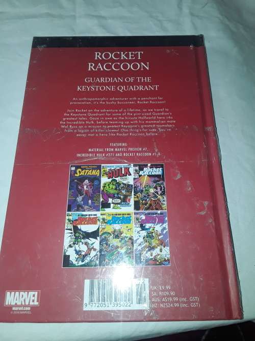MARVEL SUPERHEROES HARDCOVER COMIC (ROCKET RACOON)