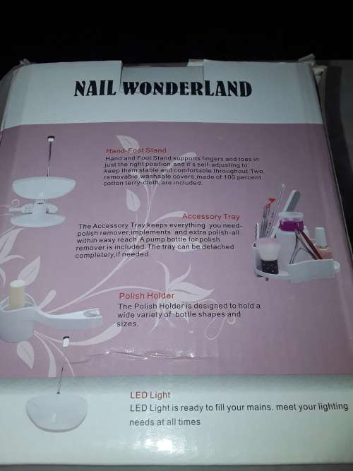 MANICURE AND PEDICURE NAIL WONDERLAMP