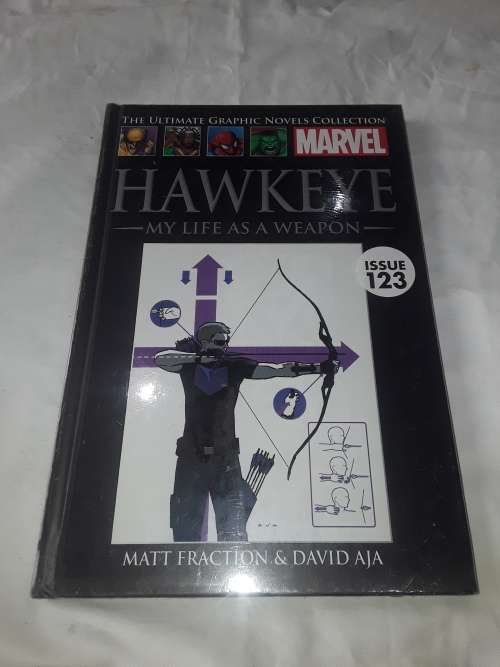 MARVEL SUPERHEROES HARDCOVER COMIC (HAWKEYE)